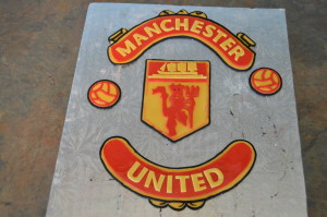 manchester united logo outline